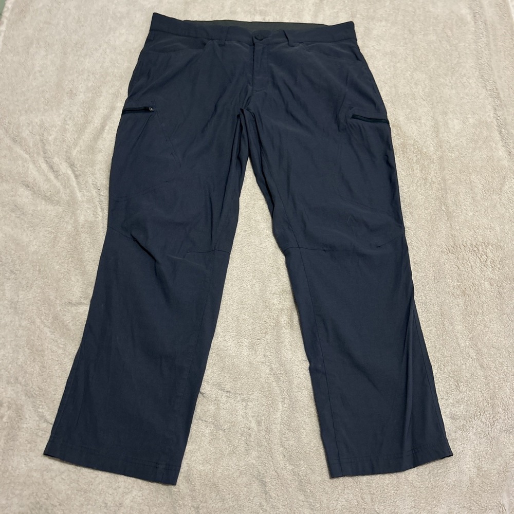 Eddie Bauer Mens Cargo Tech Pant 38x30 Navy  Stretch Hiking Outdoor Quick Dry